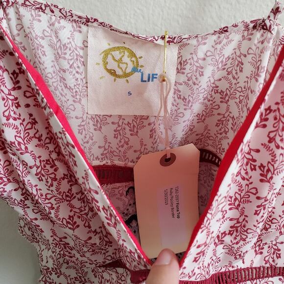 NWT Blue Life Top - Picture 6 of 6